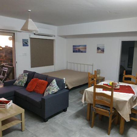 Adonis Apartment Paphos Luaran gambar