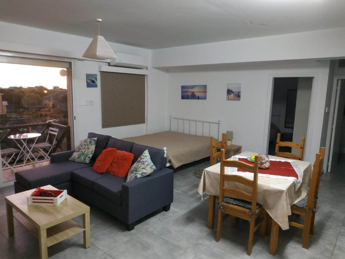 Adonis Apartment Paphos Luaran gambar